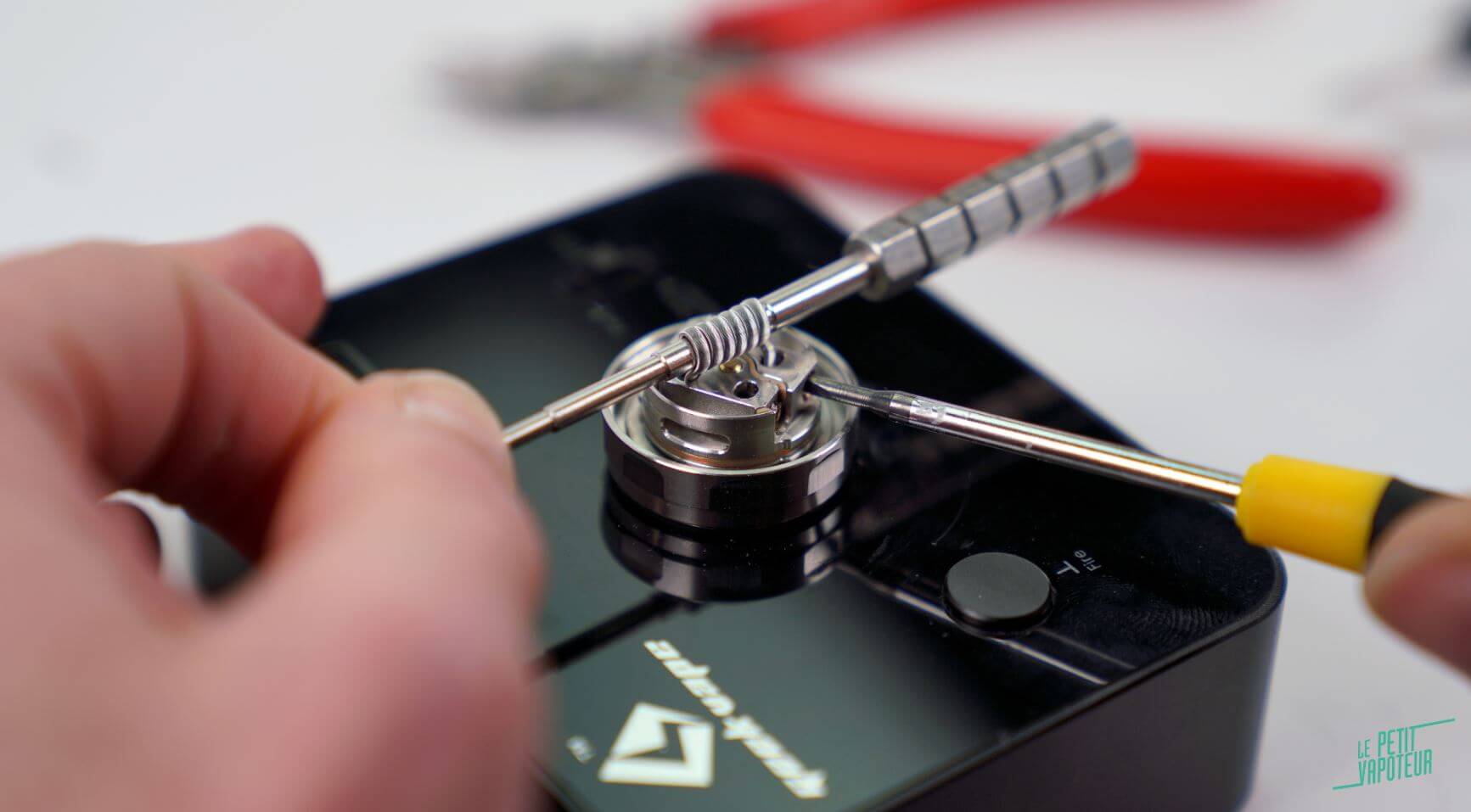 Montage sur le Blitzen de Geek Vape